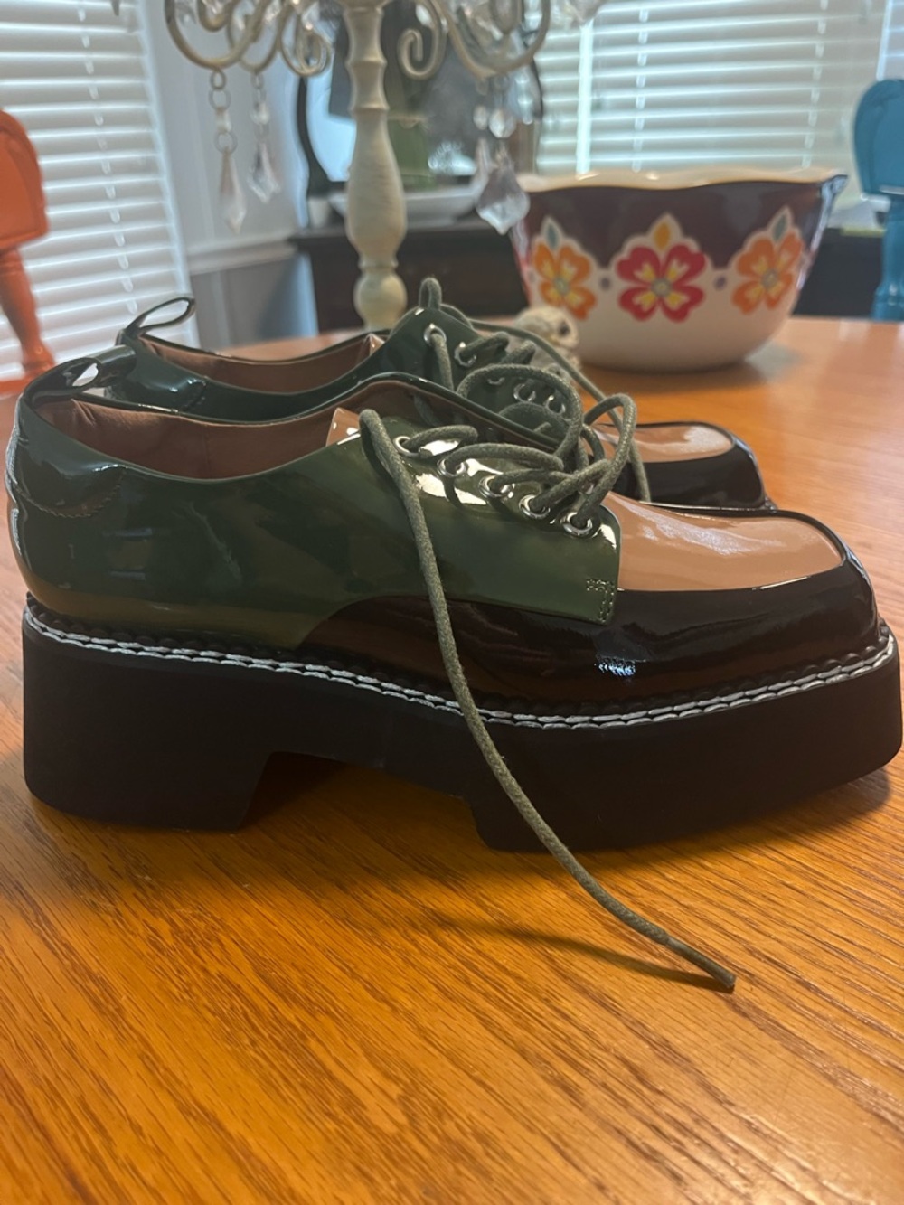 Jeffrey Campbell Book Platform Apron Toe Derby Green Tan Patent Leather Loafers - Picture 14 of 15